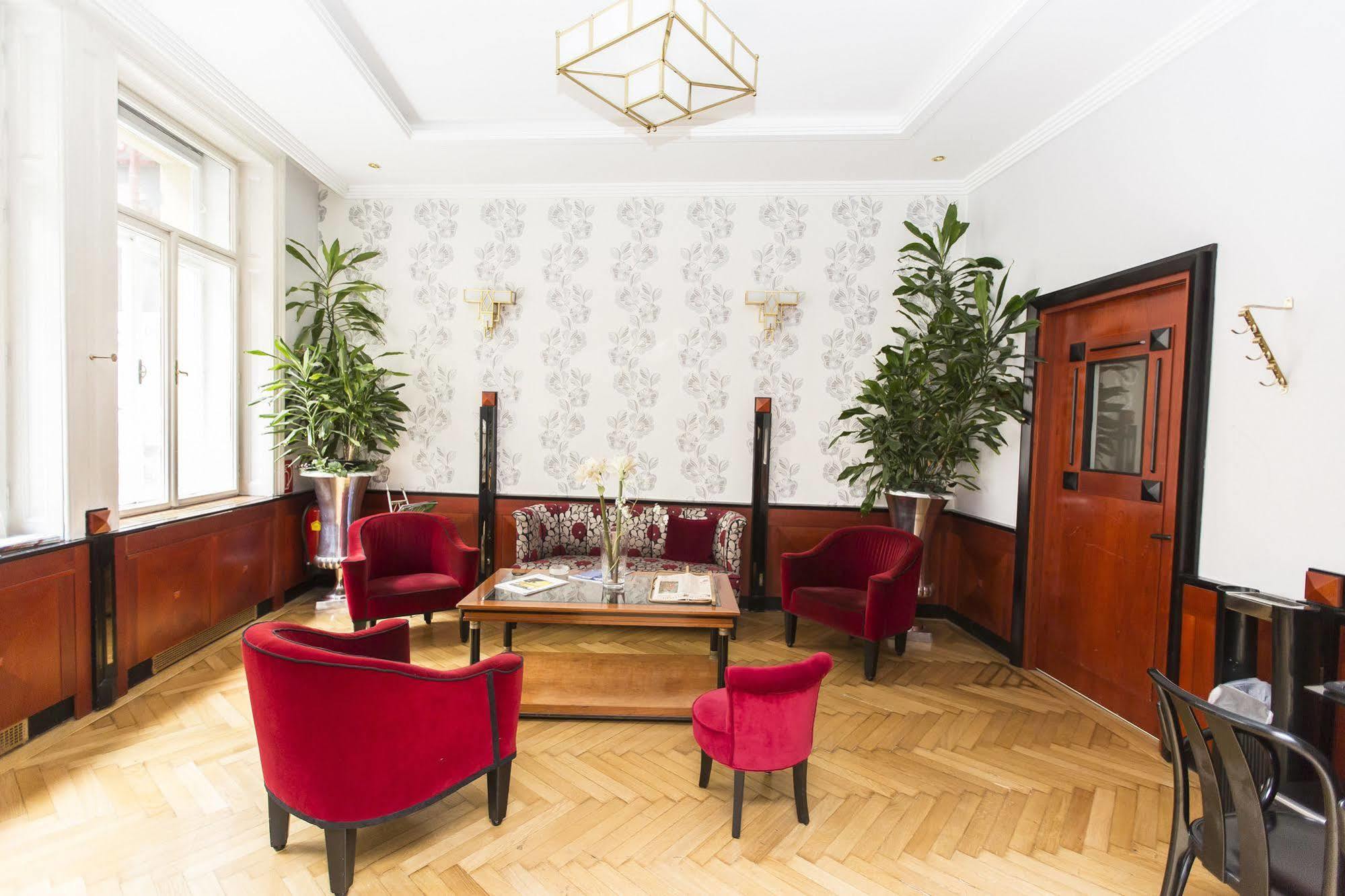 Appartements Carlton Opera Wien Eksteriør bilde